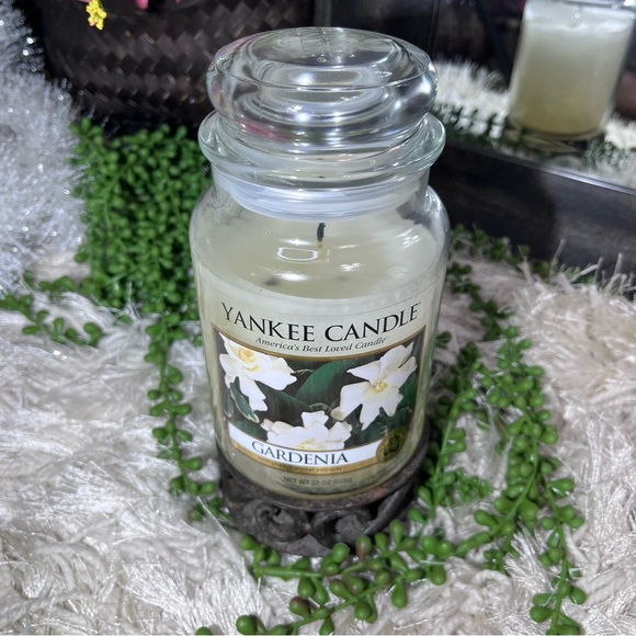 *RARE* Black Label Yankee Candle Gardenia 22 oz - Picture 4 of 10